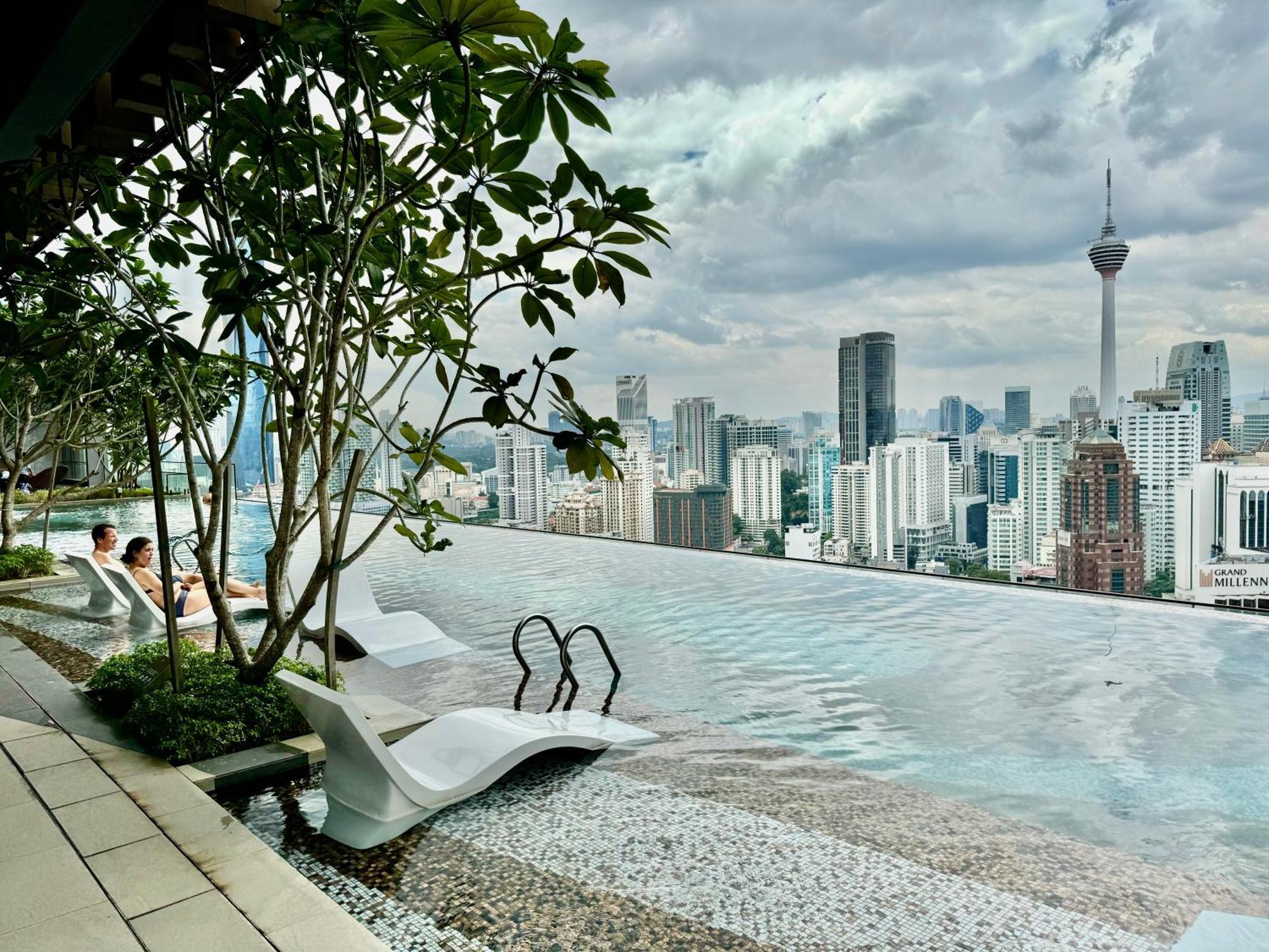 Klcc Suites At Axon By Skypool Куала Лумпур Екстериор снимка